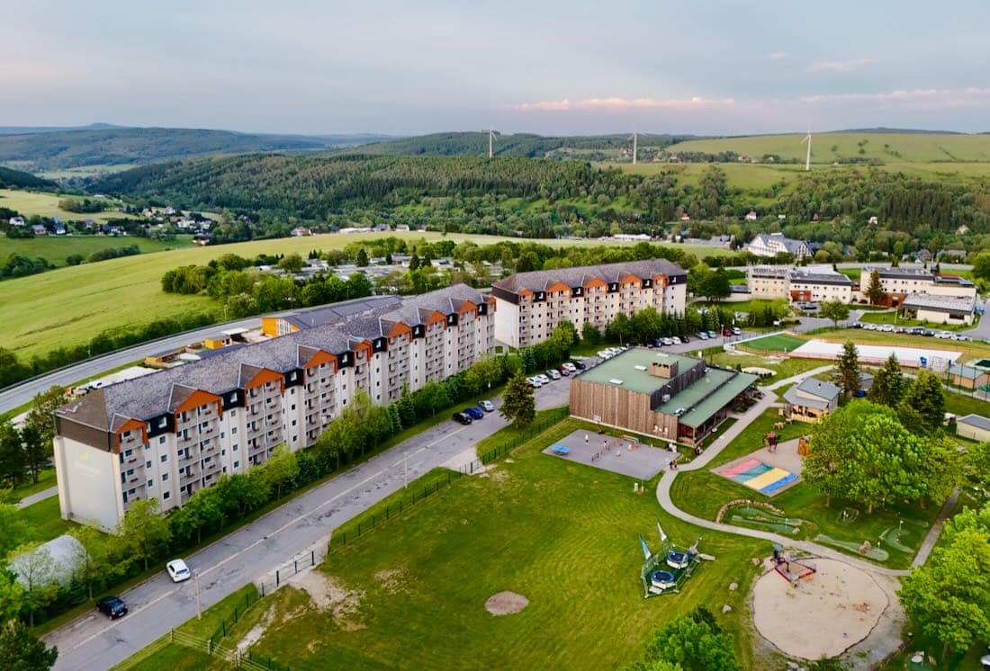 Das Elldus Resort in Oberwiesenthal von außen